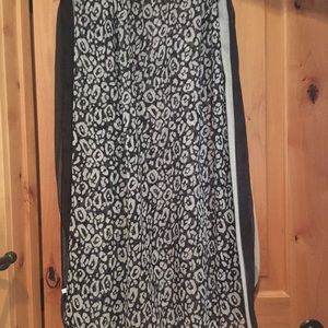 Black/White Cheetah Print w/black & white border